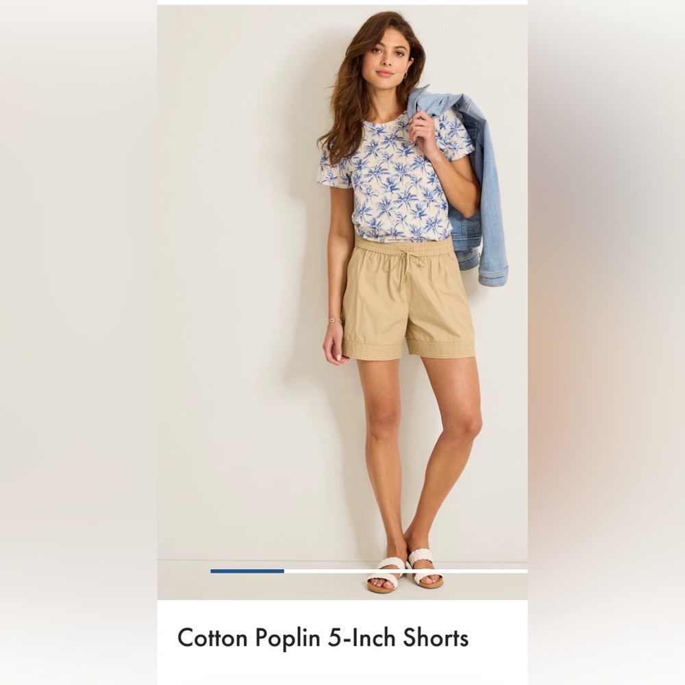 Tommy Bahama women’s shorts size medium.